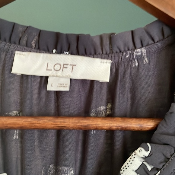 LOFT-charcoal  black Sleeveless Top with White Elephant Pattern - Picture 2 of 3